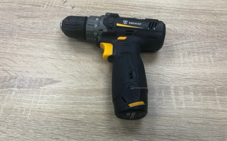 Аккумуляторный шуруповерт GCD12DU3