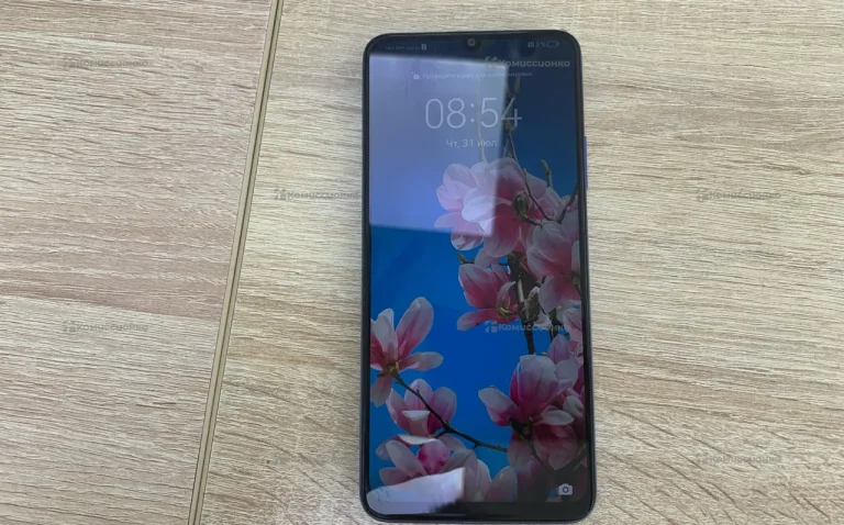 Huawei Nova Y70
