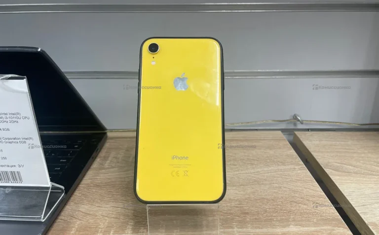 Apple iPhone XR 3/128 ГБ