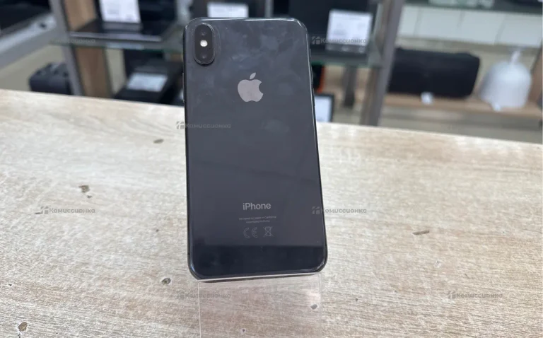 Apple iPhone X 3/64 ГБ