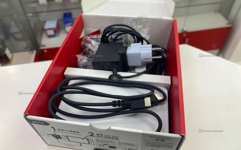 Приставка Nintendo Switch OLED 64 ГБ