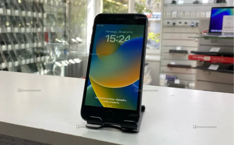 Apple IPhone 8 64 гб