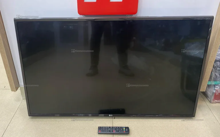 Телевизор LG 43UJ630V
