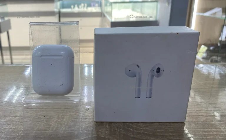 Наушники  Apple AirPods