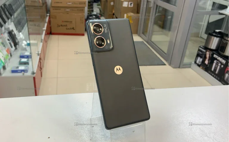 Motorola Edge 50 Fusion 12/512 ГБ