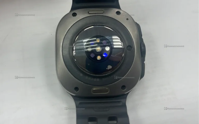 Часы  Samsung Galaxy Watch Ultra 2