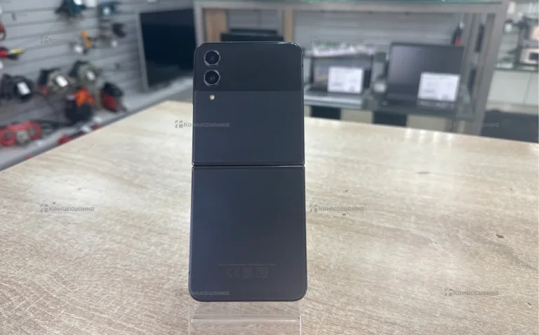 Samsung Galaxy Z Flip 4 8/256