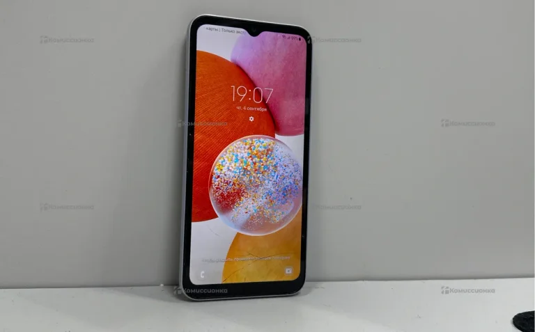 Samsung Galaxy A14 6/128Gb (трещинка)