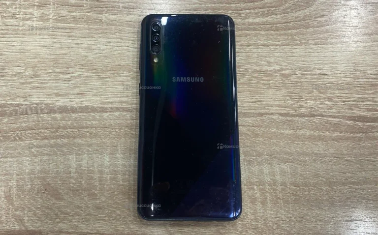 Samsung Galaxy A30s 3/32 ГБ
