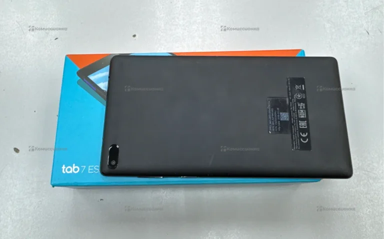Планшет Lenovo Tab 7 TB-7504F