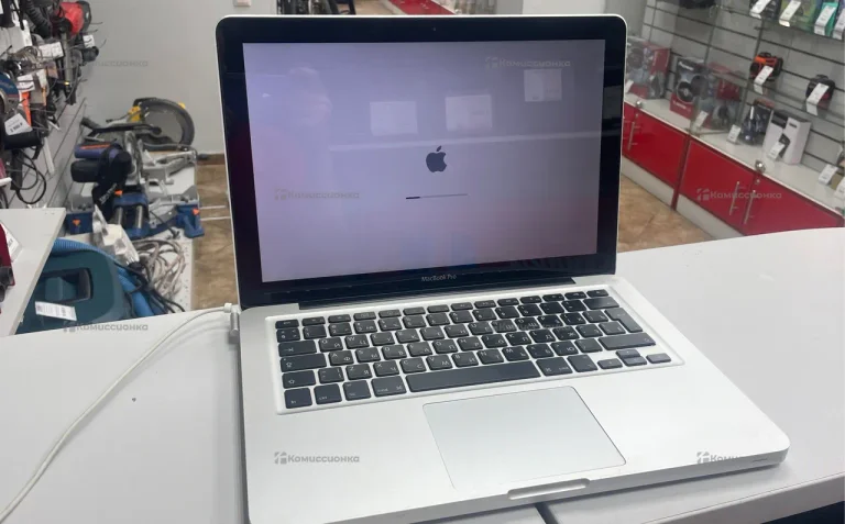 Ноутбук MacBook Pro (13-inch, mid 2009)