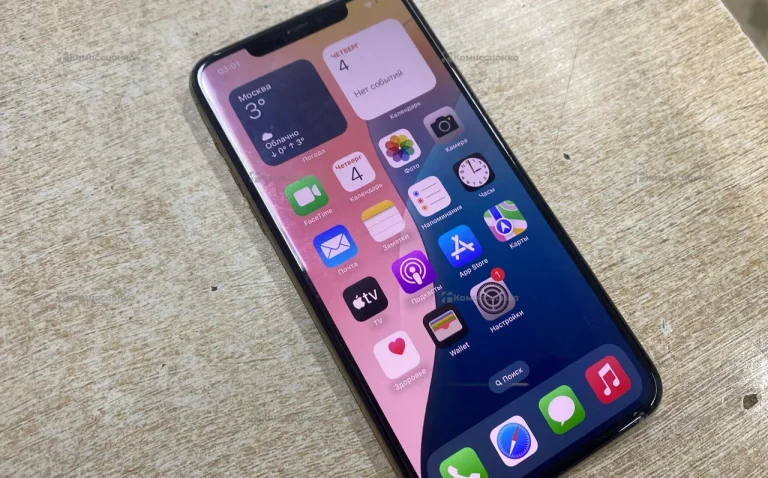 Apple iPhone 11 Pro Max 4/64 ГБ