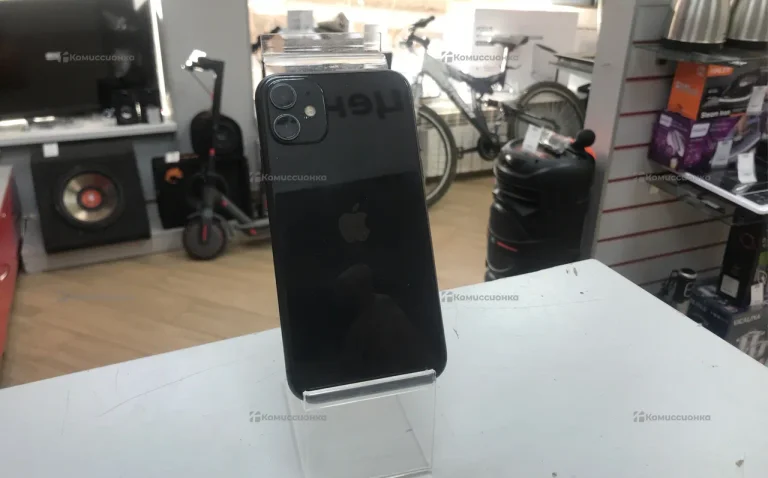 Apple iPhone 11 4/128 ГБ
