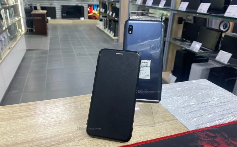 Samsung Galaxy A10 2/32 ГБ