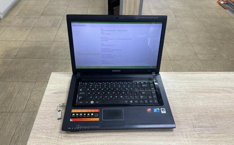 Ноутбук Samsung N-R522