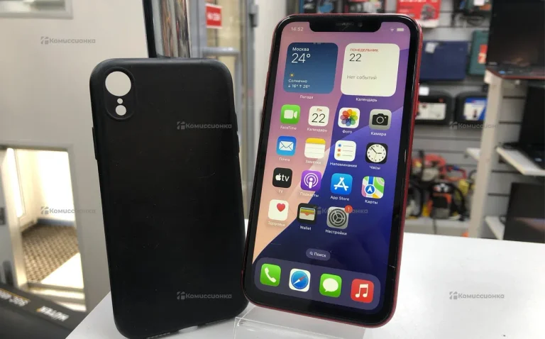 Apple iPhone XR 3/64 ГБ