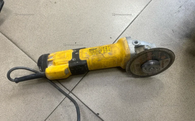 УШМ dewalt DWE4257