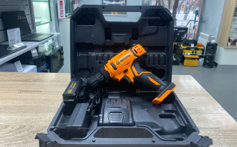 Шуруповерт