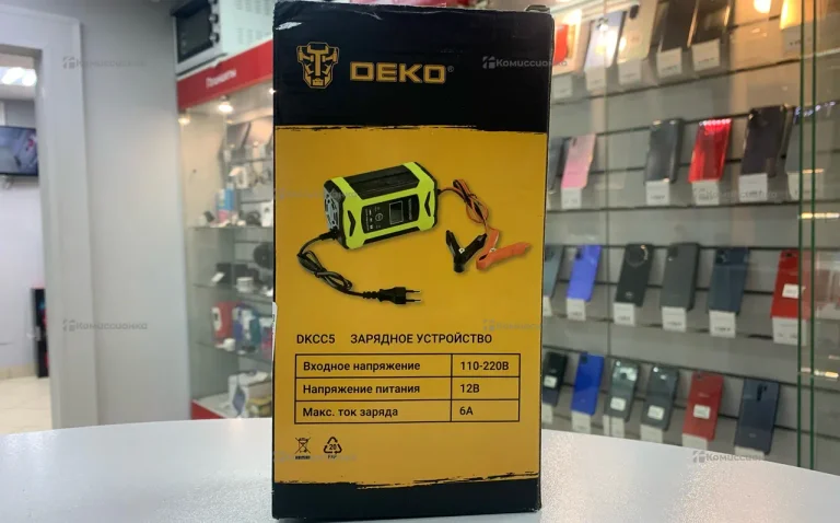 Зарядное устройство DEKO DKCC5