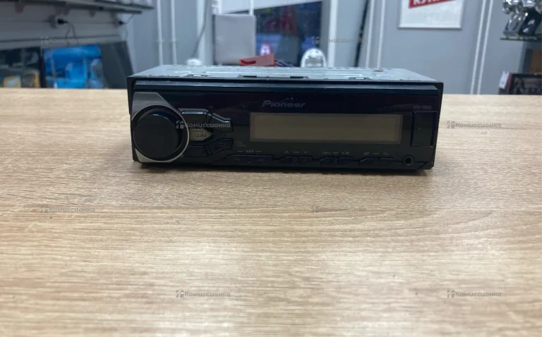 Автомагнитола  Pioneer MVH-180UB