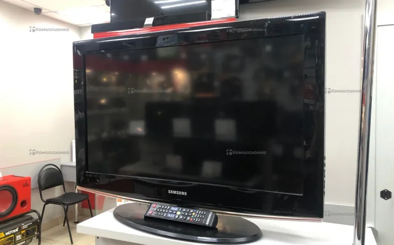 Телевизор Samsung LE32B450C4Wv