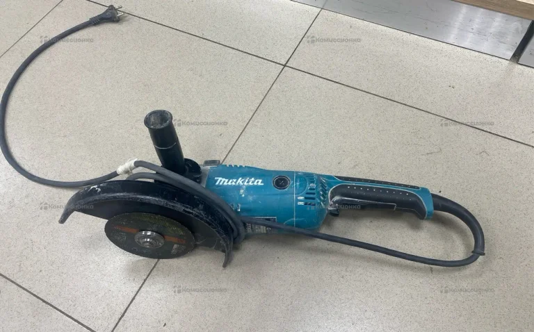 УШМ Makita GA9020S.