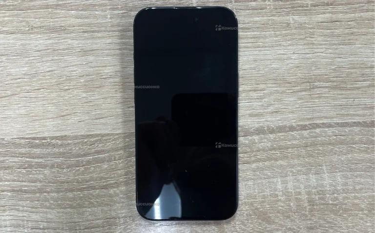 Apple iPhone 15 6/128 ГБ