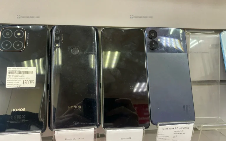 Realme c35