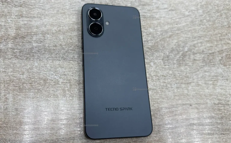 Tecno Spark Go 2 3/64 ГБ