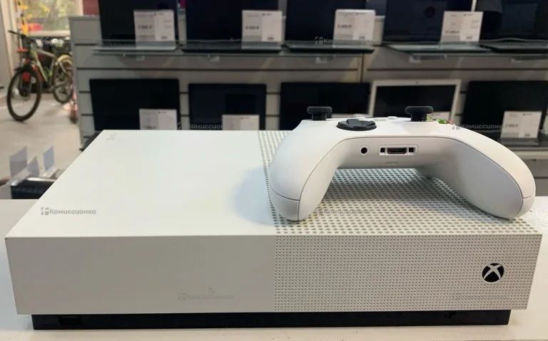 Приставка  Xbox one s 1тб без дисковода