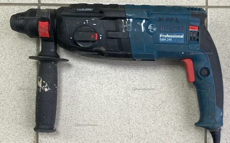 Перфоратор Bosch GBH240