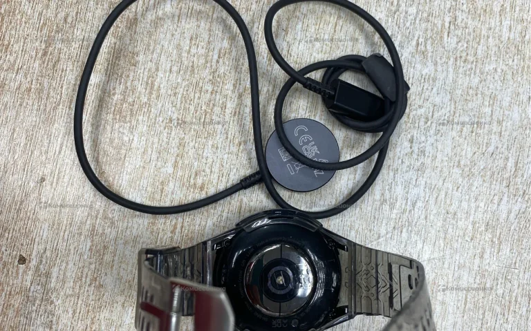 Часы  Galaxy watch 6 classic