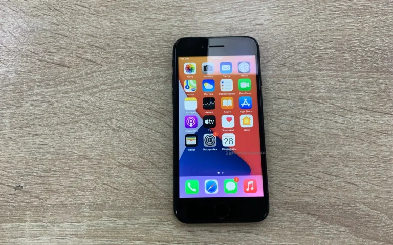 Apple iPhone 7 2/32 ГБ