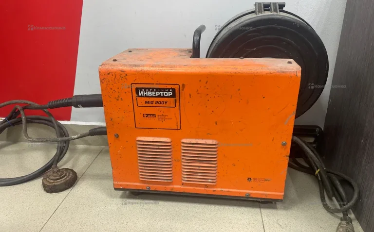 Полуавтомат для сварки в среде защитных газов Свар