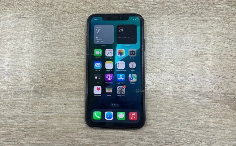 Apple iPhone 11 4/64 ГБ
