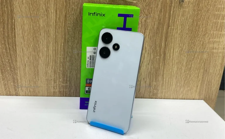 Infinix Hot 30i 4/64 ГБ