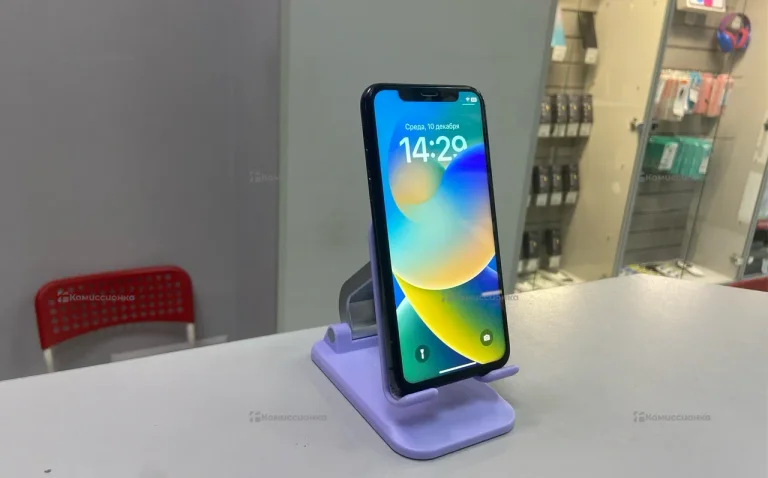 Apple iPhone X 3/256 ГБ