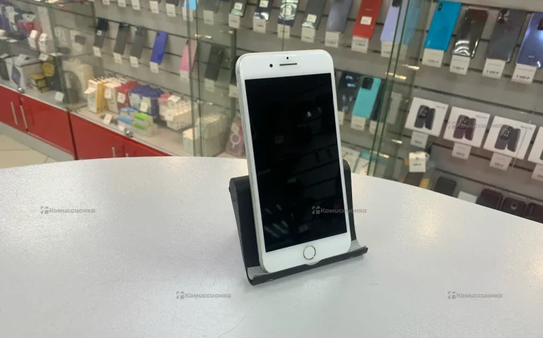 Apple iPhone 7 Plus 3/32 ГБ