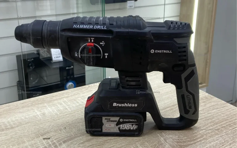 Перфоратор BRUSHIESS AS645