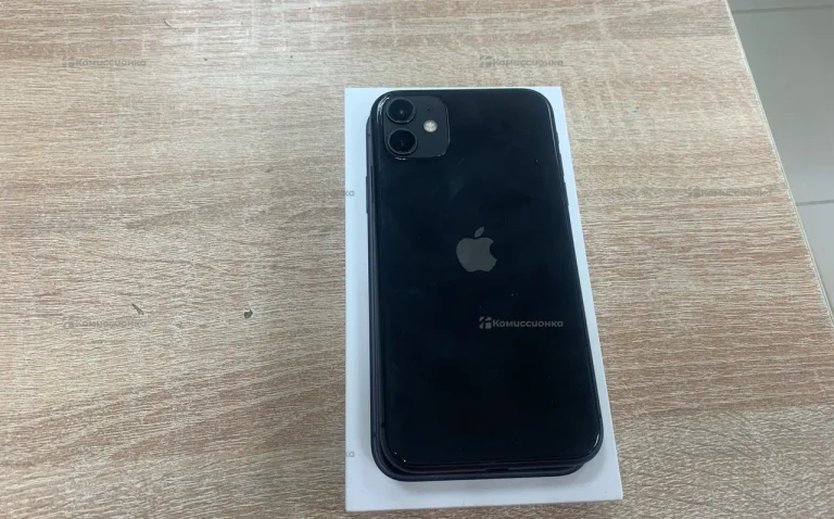 Apple iPhone 11 64 ГБ