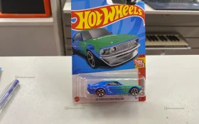 Машинки HotWheels 69 Ford Mustang Boss 302
