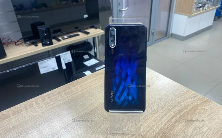 Vivo V17 8/128 ГБ