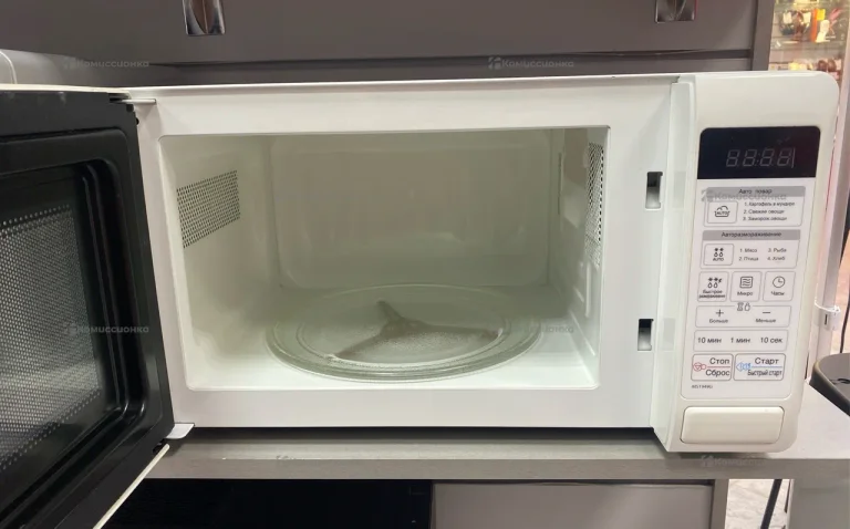 Микроволновая печь LG MS1949G