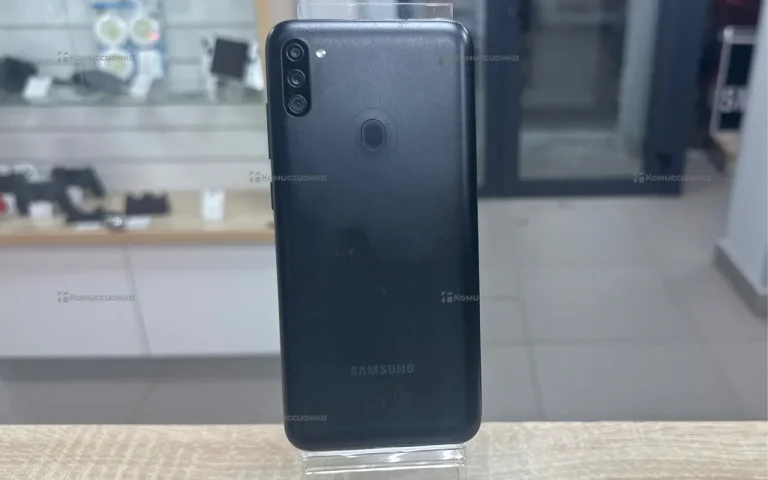 Samsung Galaxy M11 3/32 ГБ