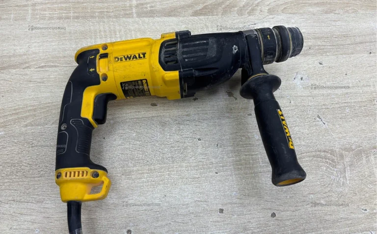 Перфоратор Dewalt D25134 KS