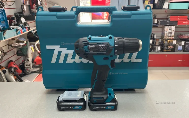 Аккумуляторная дрель-шуруповерт Makita DF333DWYE