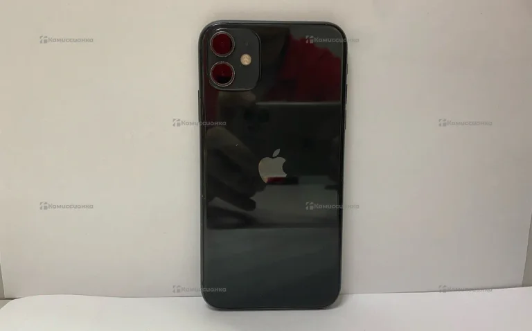 Apple iPhone 11 4/64 ГБ