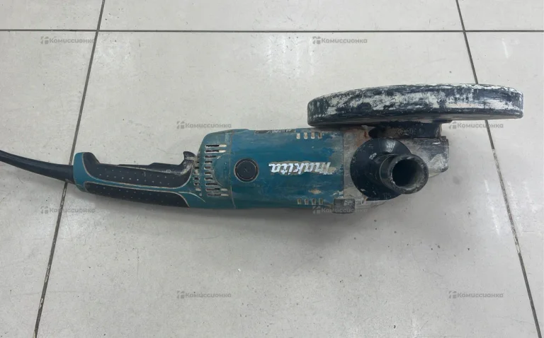 УШМ Makita GA9020S.