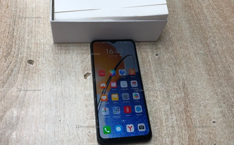 Huawei nova Y61 4/128 ГБ