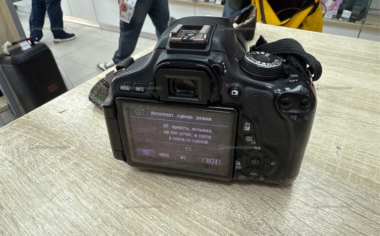 Фотоаппарат Canon EOS 600D